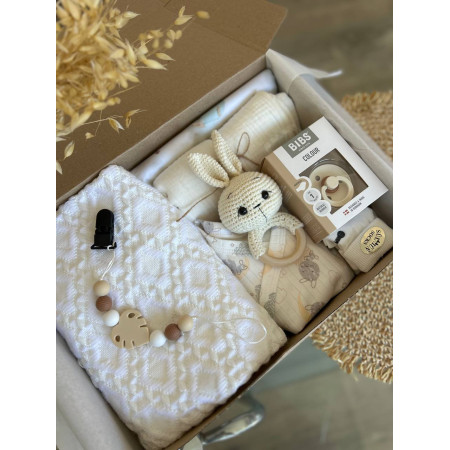 «Sweet Baby Box» — подарунковий набір для гендер-паті та новонародженого